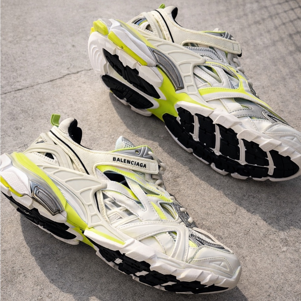 Balenciaga Track 2 Trainer Low Top Chunky Sneakers White Fluo Yellow US 8-9 New